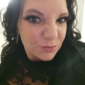 Meet your Posher, Alicia